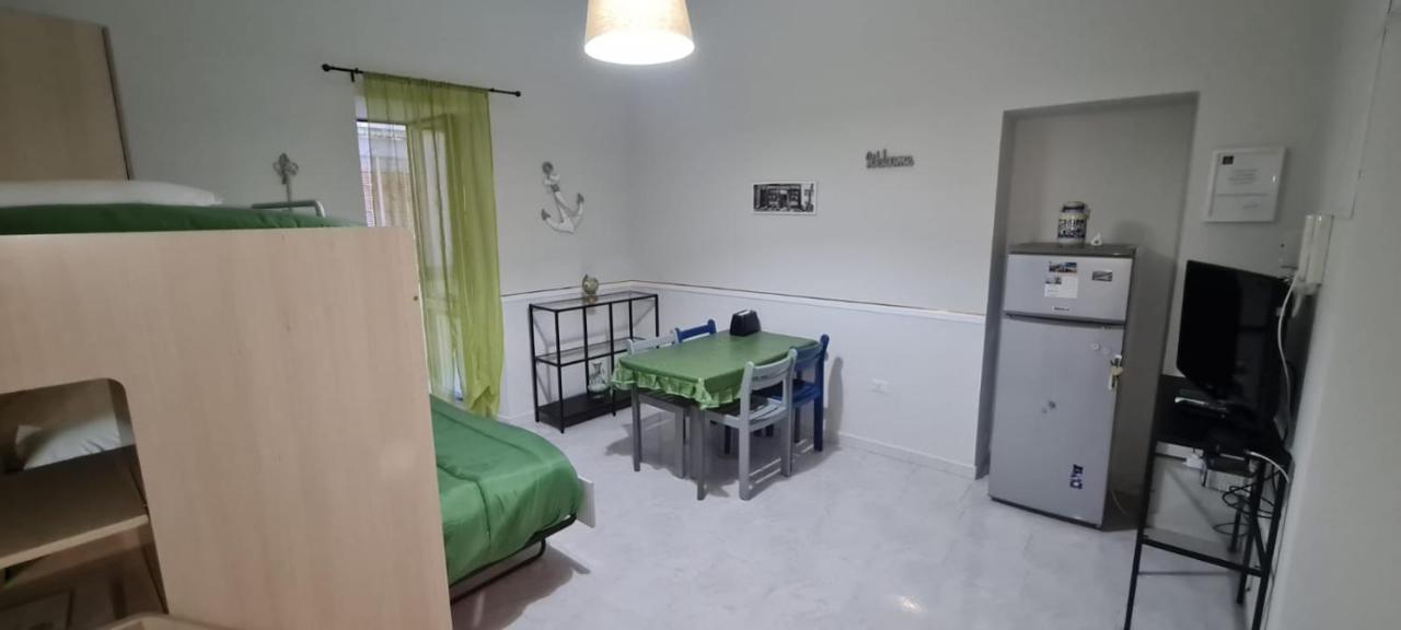 My Home Easy Room Кастелламмаре-ді-Стабія Екстер'єр фото